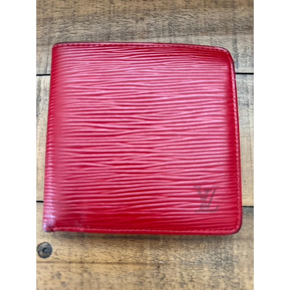 LOUIS VUITTON Epi Leather Bifold Wallet Red Coin Pocket Made in France